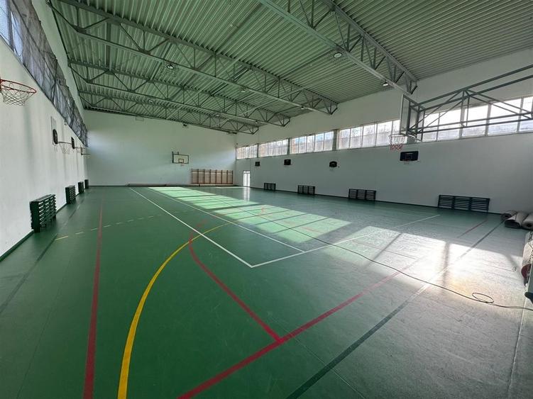 Spațiu comercial, de 1,350 mp, în Mănăștur