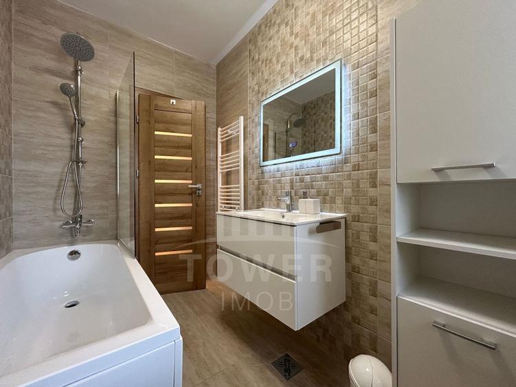 Apartament cu 3 camere decomandat, mobilat în Turnișor