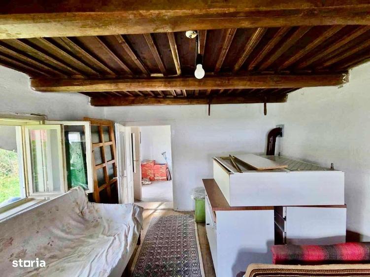 Casă cu 4 camere în Dănești