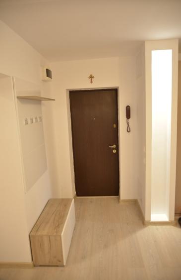 Apartament cu 3 camere decomandat, mobilat în 13 Septembrie