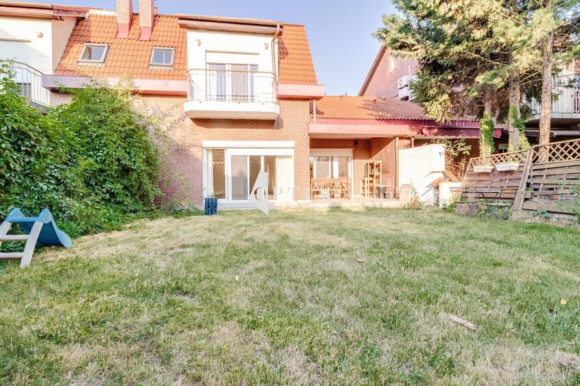 NOU!Vila NEMOBILATA,7 camere, PISCINA,curte 100mp! - 30