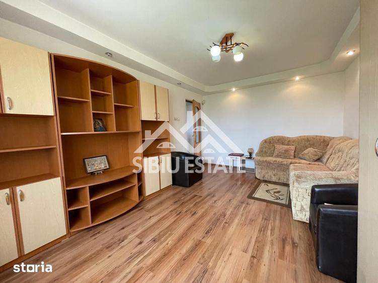 Apartament cu 2 camere decomandat în Vasile Aaron