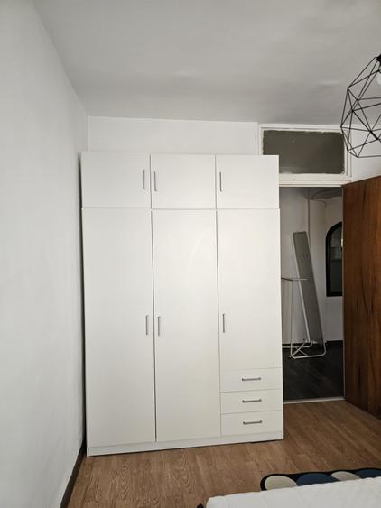 Apartament cu 3 camere decomandat în Dristor