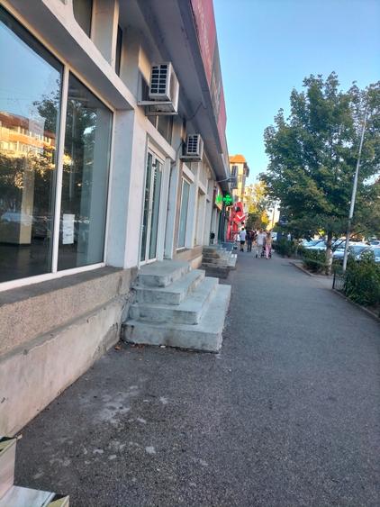 Spațiu comercial, de 142 mp, în Central