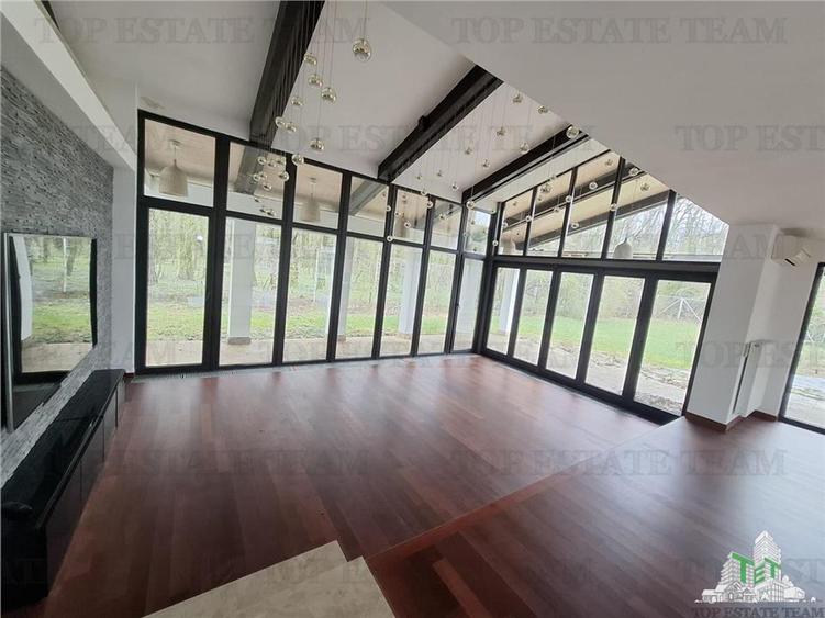Casă individuală cu 7 camere cu Teren 1000 Mp în Corbeanca