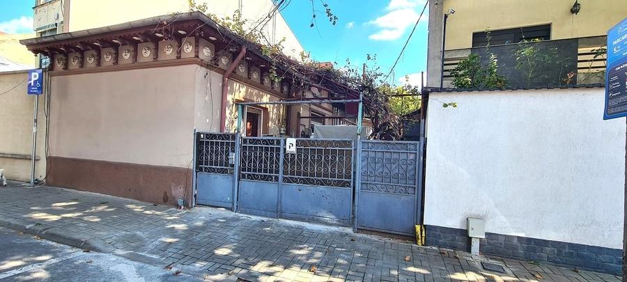 Nicolae Titulescu, casa la curte, 2 camere cu curte de 240 mp - 5