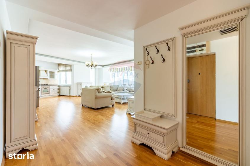 Apartament cu 4 camere în Herăstrău