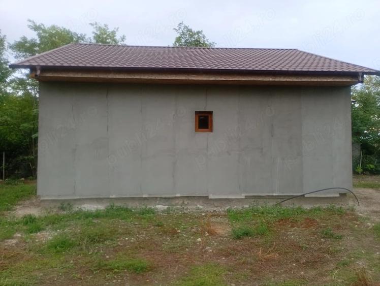 Casă cu Teren 1200 Mp în Scorțaru Nou