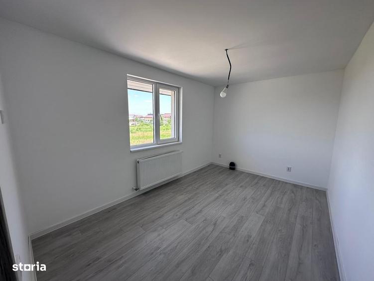 Casă cu 3 camere cu Teren 260 Mp în Clinceni