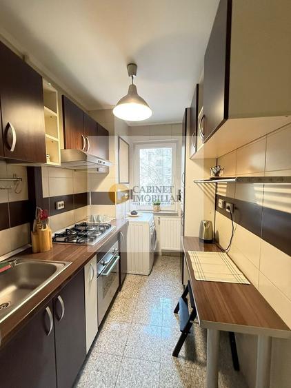 Apartament cu 2 camere nedecomandat, mobilat în Cișmigiu