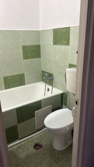 Garsonieră semidecomandată în Mircea cel Bătrân