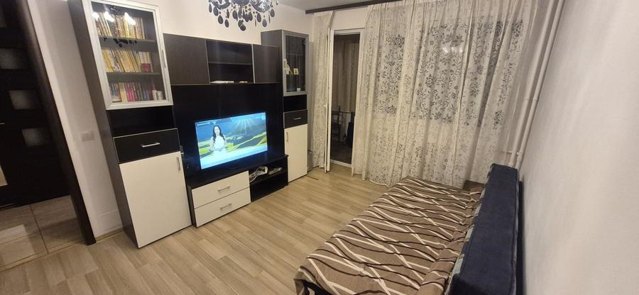 Apartament cu 2 camere semidecomandat în Alexandru Obregia