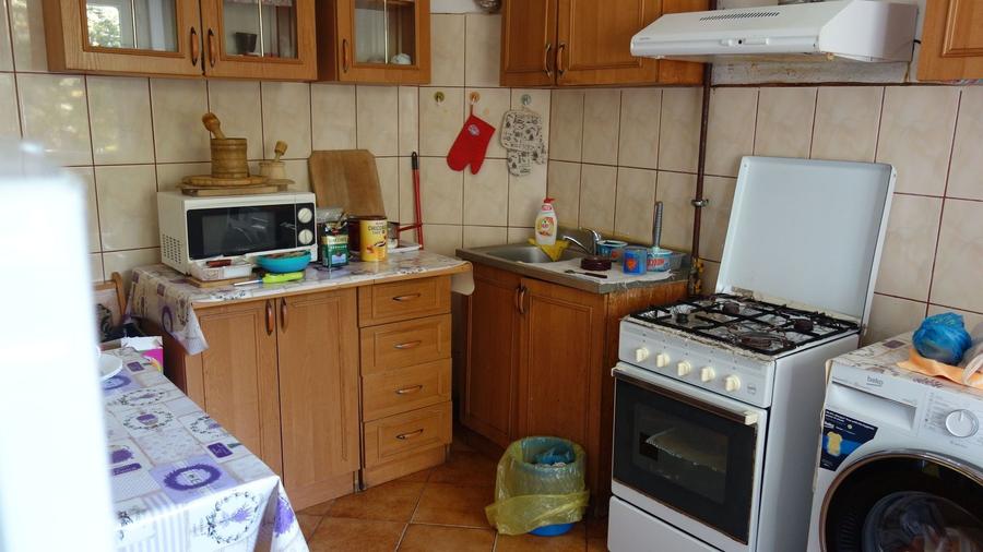 Casă individuală cu 4 camere cu Canalizare în Calea Călărașilor