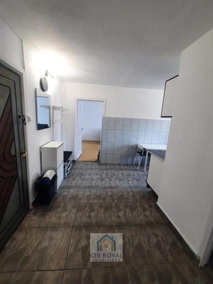 Apartament cu 2 camere decomandat în Aviației