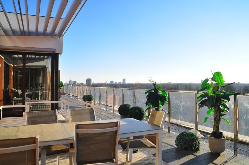 Apartament cu 6 camere semidecomandat, mobilat în Herăstrău
