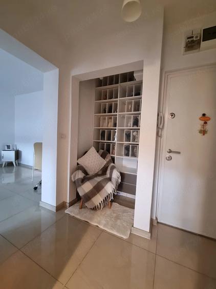 Apartament cu 2 camere semidecomandat în Pajura
