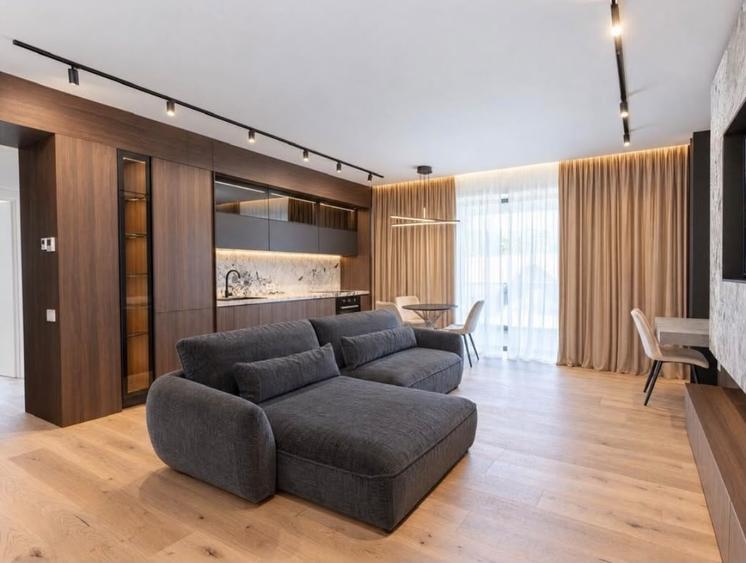 Apartament cu 3 camere, mobilat în Pipera