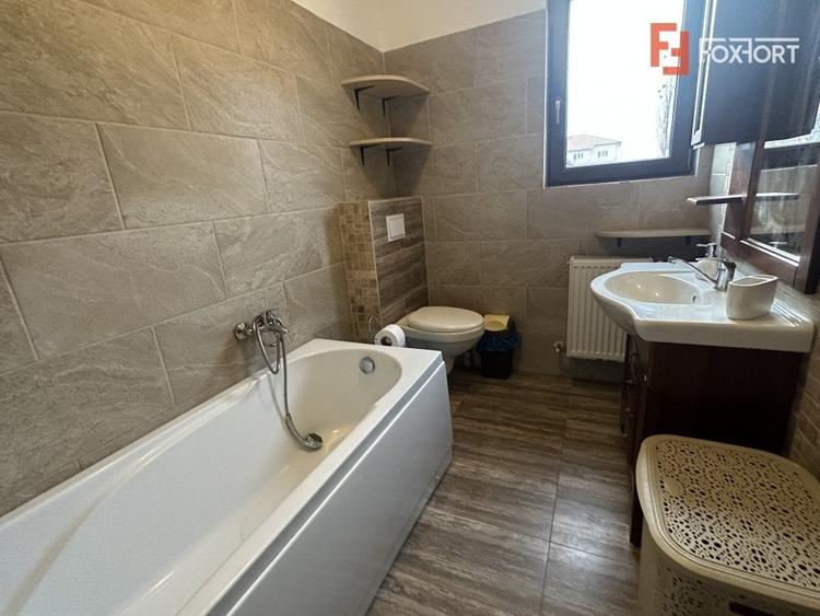 Duplex cu 3 camere cu Canalizare în Giroc