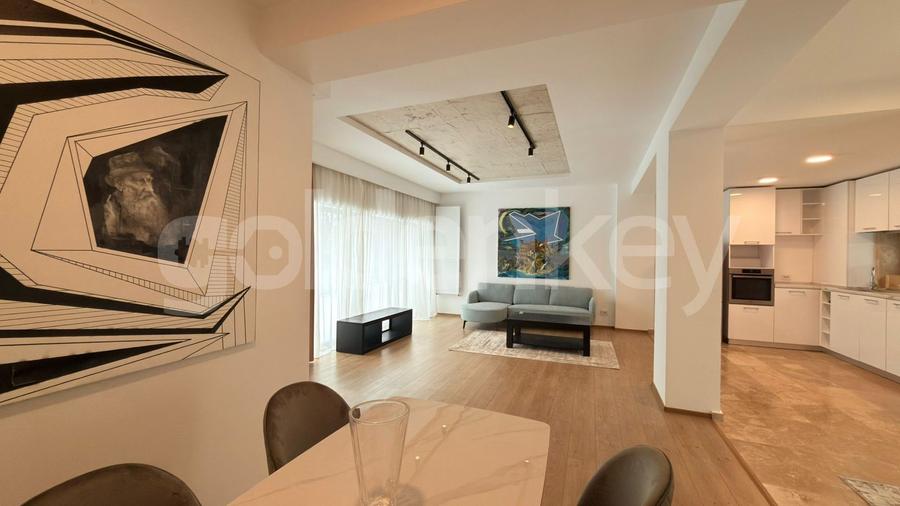 Duplex cu 4 camere cu Canalizare în Pipera