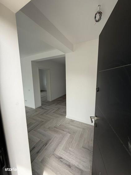 Casă cu 4 camere cu Teren 400 Mp în Clinceni