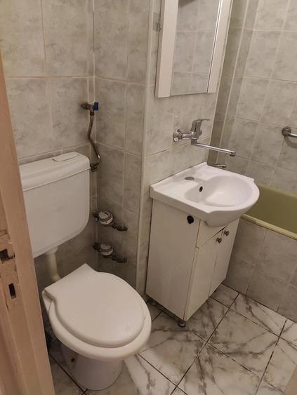 Garsonieră semidecomandată în Vest