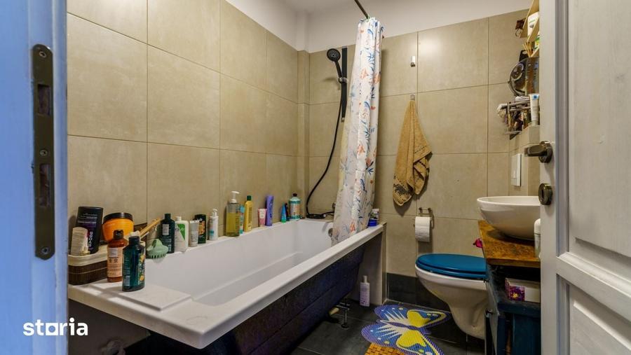 Apartament cu 3 camere semidecomandat, mobilat în Borhanci