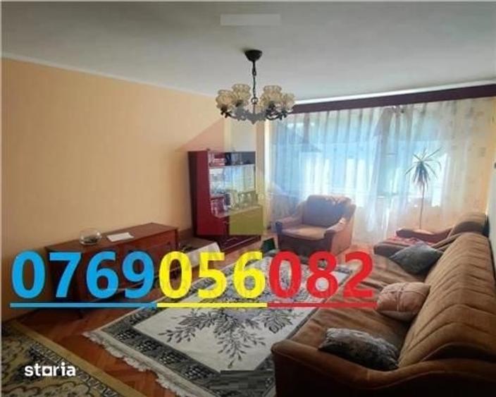Apartament cu 3 camere în Viziru 1