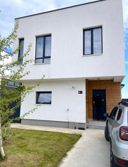 Vila 4 camere Tunari - 11