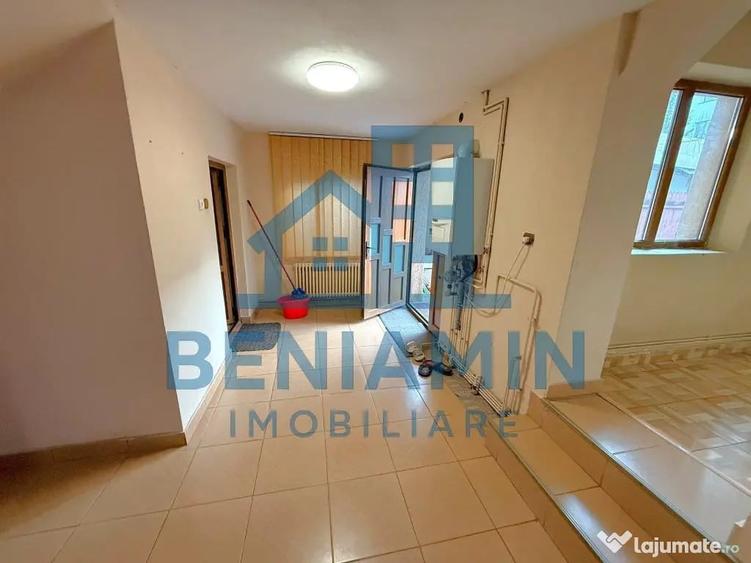 Casă cu 3 camere cu Teren 141 Mp în Bariera Vâlcii