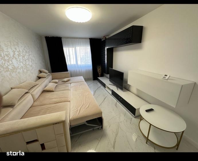 Apartament cu 2 camere decomandat în Școlilor