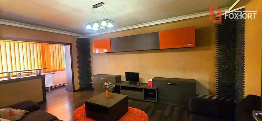 Apartament cu 3 camere decomandat, mobilat în Aradul Nou