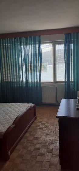 Apartament cu 2 camere decomandat în Orșova
