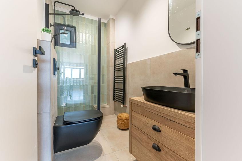 Apartament cu 4 camere decomandat, mobilat în Zorilor