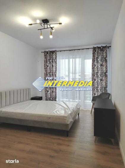 Apartament cu 3 camere decomandat, mobilat în Cetate