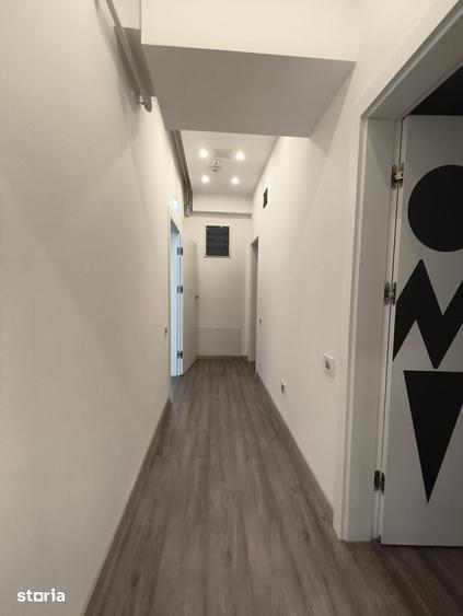 Spațiu comercial, de 100 mp, în Central