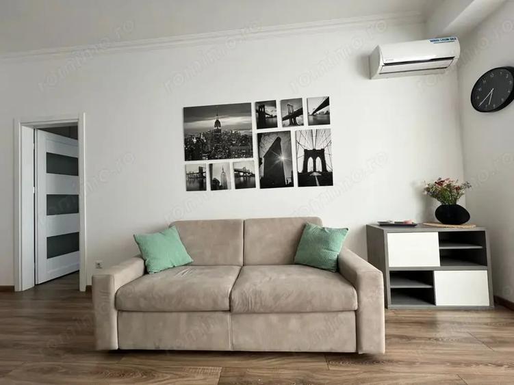 Apartament cu 2 camere decomandat în Romană