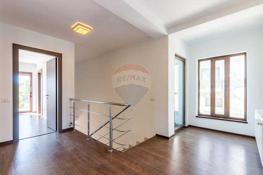 Casă / Vilă cu 5 camere de vânzare Alexandriei/Ion Conea - 25
