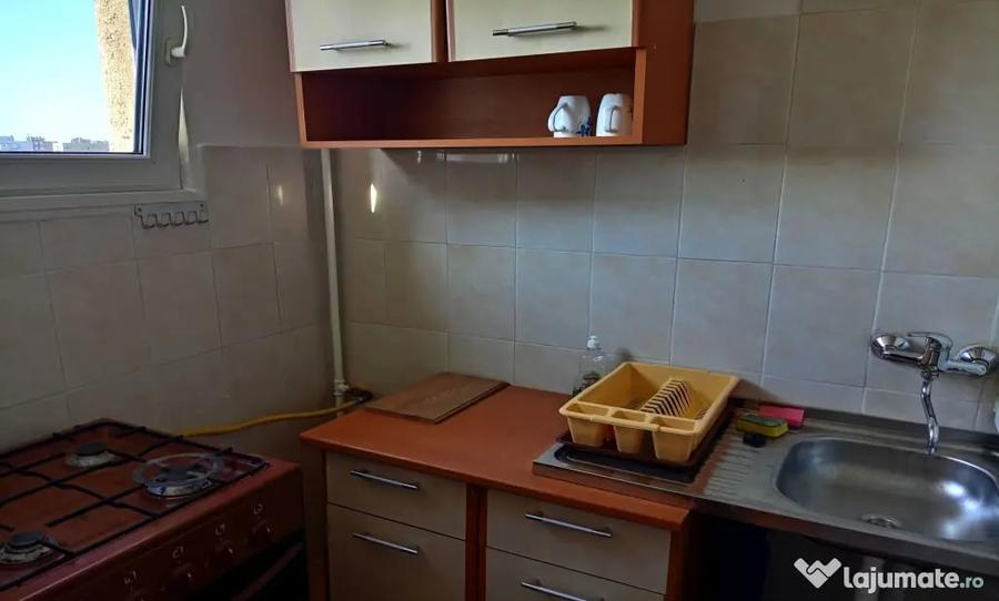 Garsonieră semidecomandată în Est