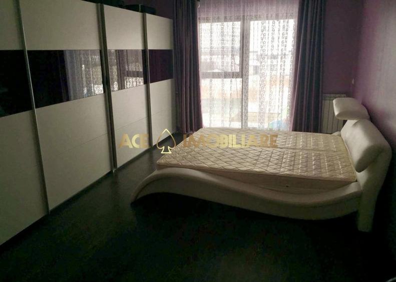 Casă individuală cu 5 camere cu Canalizare în Theodor Pallady