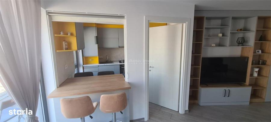 Apartament cu 3 camere semidecomandat în Pache Protopopescu