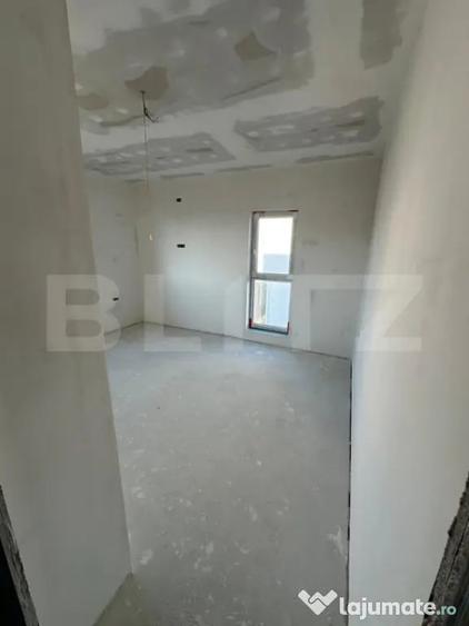 Casă cu 5 camere cu Teren 600 Mp în Giarmata