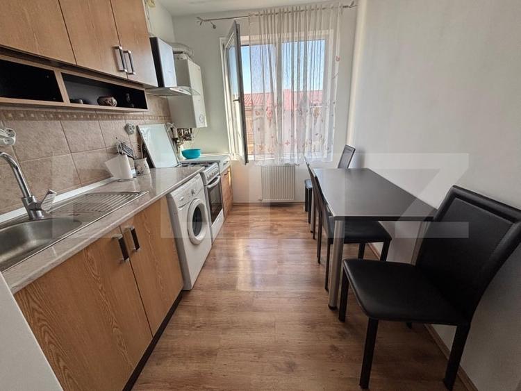 Apartament cu 2 camere decomandat, mobilat în Florești