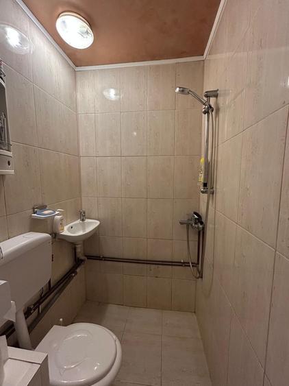 Garsonieră decomandată în Războieni