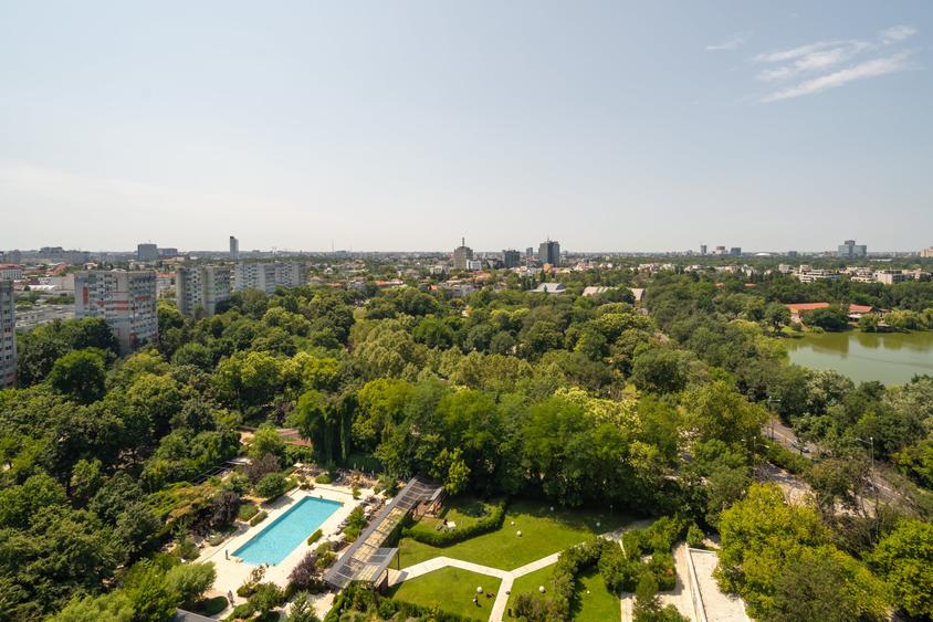Apartament cu 3 camere decomandat în Floreasca