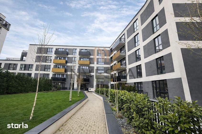 Apartament cu 3 camere semidecomandat în Florești