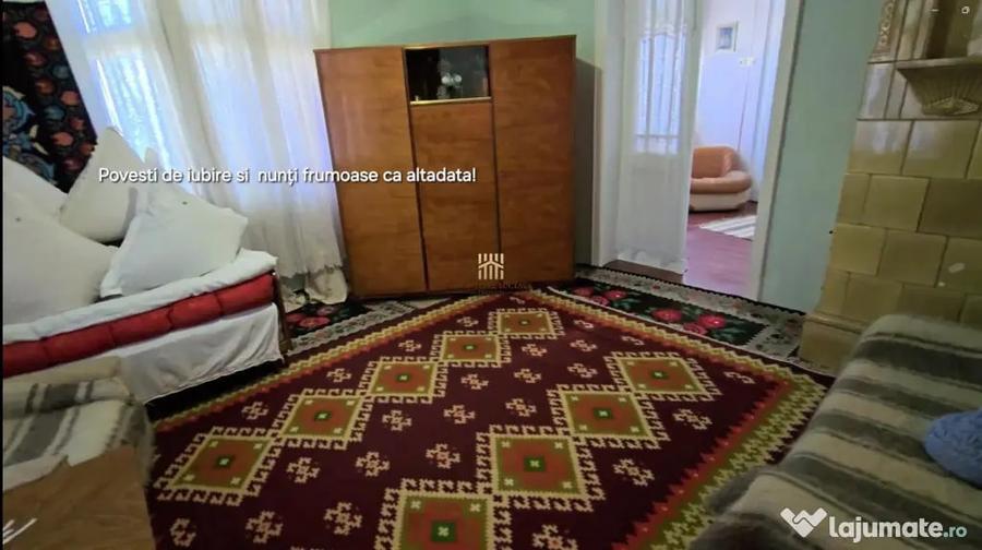 Casă cu 6 camere cu Teren 12500 Mp în Sasca Mică
