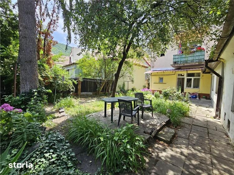 Casă cu 4 camere cu Teren 462 Mp în Centrul Istoric
