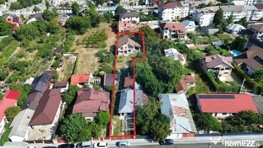 Casă cu 5 camere cu Teren 1268 Mp în Nord