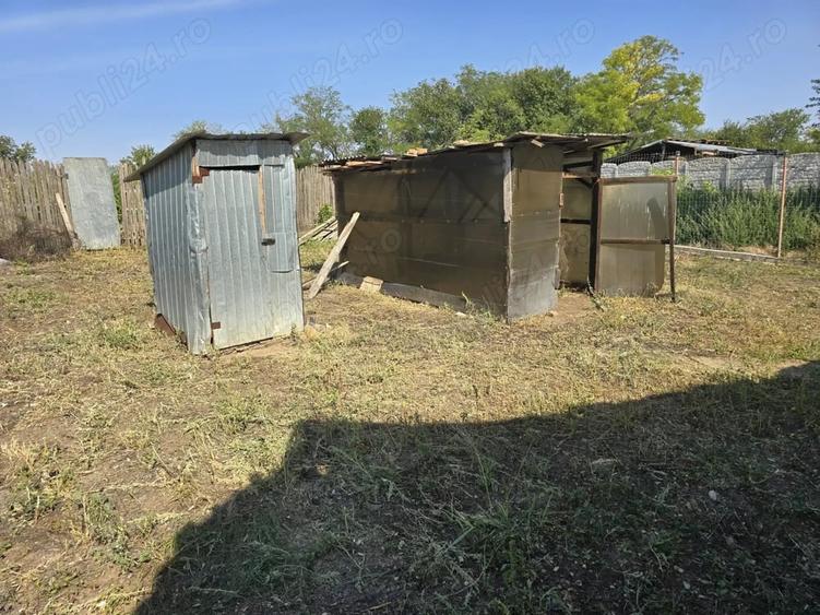 Casă cu 5 camere în Giubega