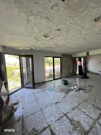 Vila Eforie Sud P+1+T 13 camere la 400m de mare - 12